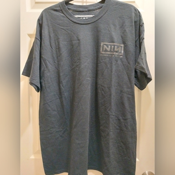 2018 Official NIN COLD AND BLACK AND INFINITE Tour Tees NWOT - L & XL - Picture 6 of 6